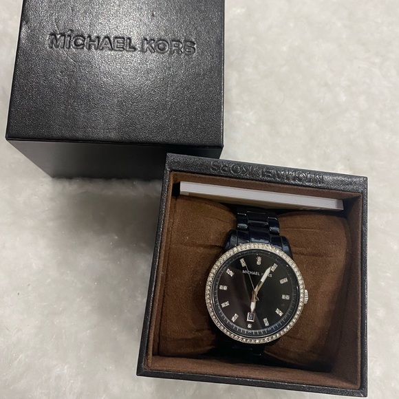 Black Michael Kors Watch - Picture 6 of 6